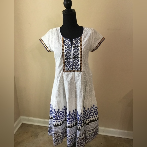Trishaa Women’s Blue White Gold Embroidered Indian Ethnic Dress Size S NWT - Picture 1 of 10